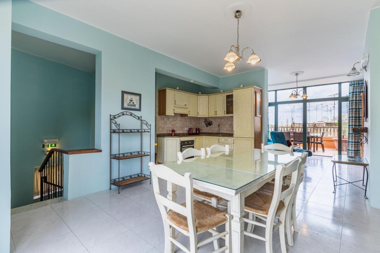 סליאמה Fantastic 3 Bedroom Duplex Penthouse With Terrace מראה חיצוני תמונה