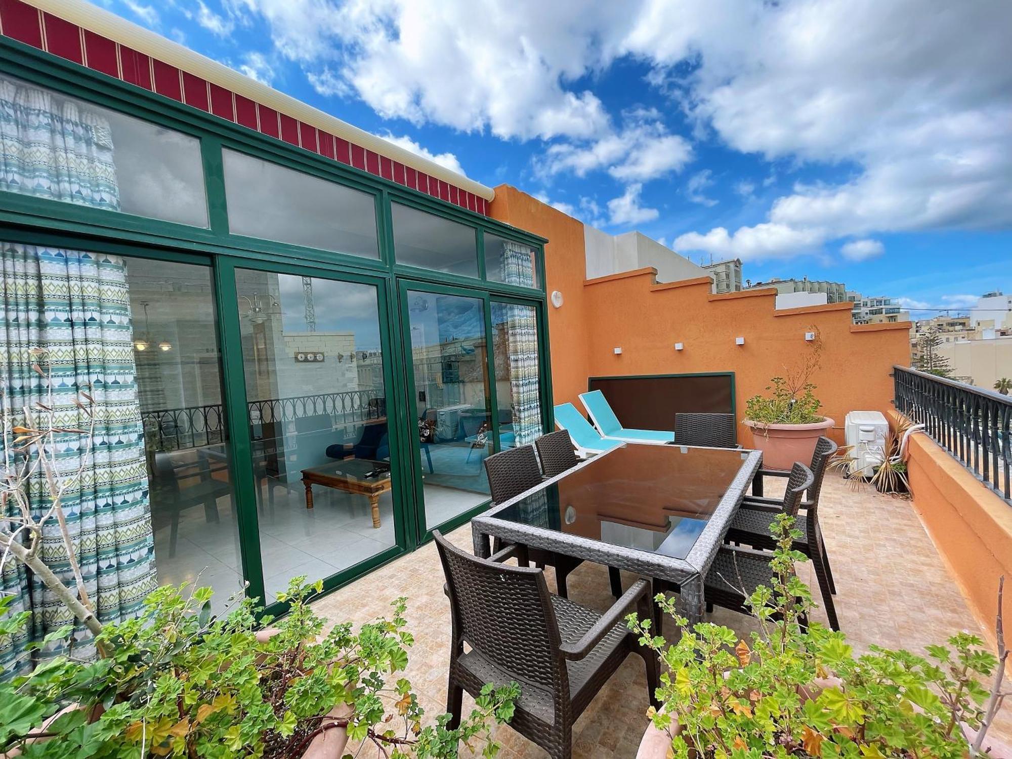סליאמה Fantastic 3 Bedroom Duplex Penthouse With Terrace מראה חיצוני תמונה